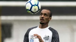 Luiz Felipe "fura fila" e deve formar zaga titular do Santos contra o Defensa y Justicia-ARG