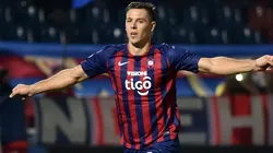 Restam poucos detalhes para Churín ser anunciado pelo Grêmio - Foto: Getty Images.