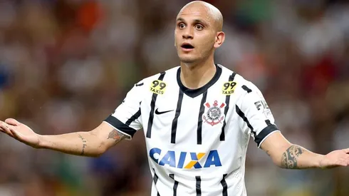 Fábio Santos está de volta ao Corinthians — Foto: Getty Images