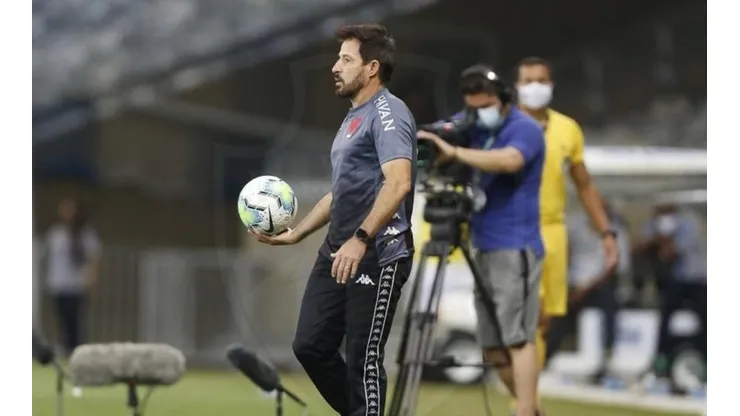 Ramon abre o jogo sobre sua saída de Vasco