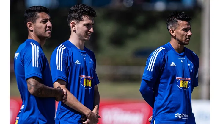 Marco Antônio em ação com a camisa do time celeste. Foto: Gustavo Aleixo/Cruzeiro