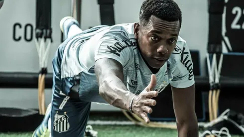 Robinho foi defendido por Cuca - Foto: Ivan Storti/Santos FC.