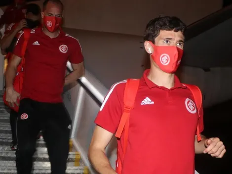 Retorno de Dourado pode causar 'dança das cadeiras' no Inter