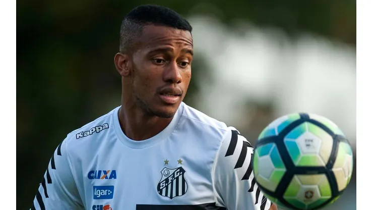 Copete volta à pauta no Santos e diretoria comunica Cuca