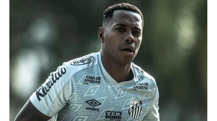 Cuca define time titular do Santos diante do Atlético-GO