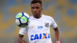 Rodrygo comemora retorno de Robinho ao Santos