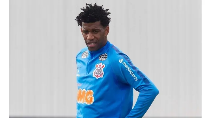 Gil assume culpa em revés do Corinthians para o Ceará