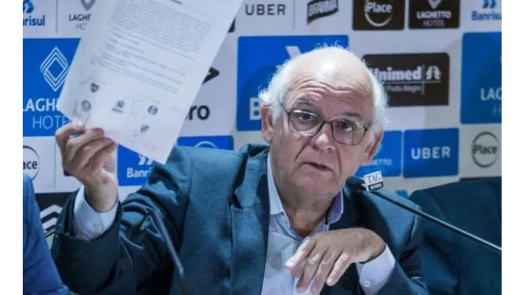 Grêmio recusa oferta de R$ 22 milhões por zagueiro xodó” de Renato