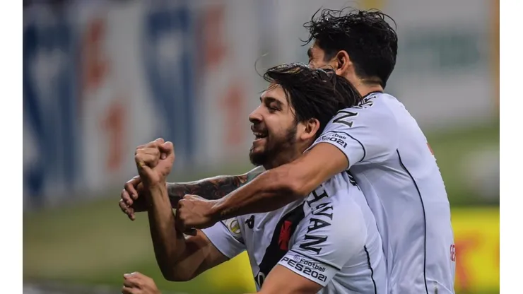 Vasco prepara oferta de R$ 22 milhões por Benítez