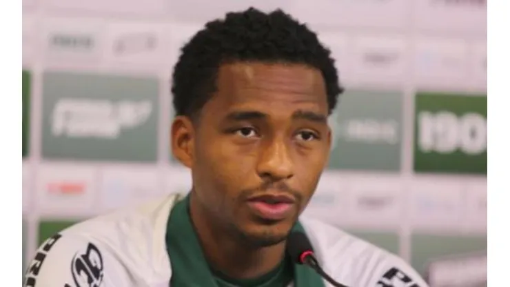 Matheus Sales puxa fila e Coritiba terá 4 desfalques para o jogo contra o Palmeiras