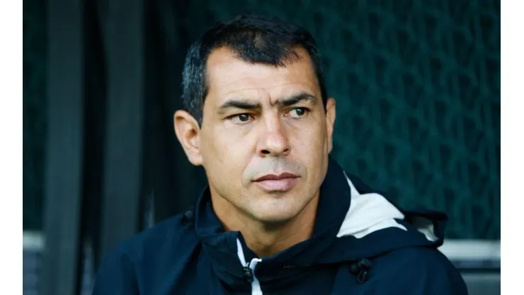 Carille indica outro volante e Al-Ittihad 'desiste' de Edenilson