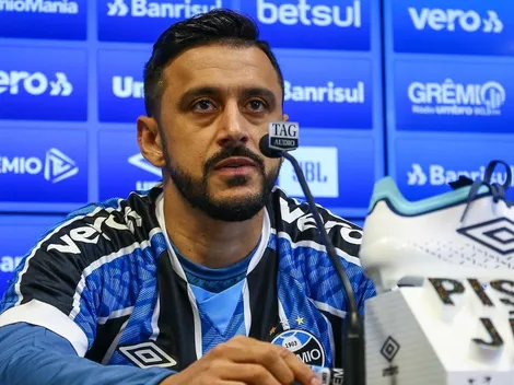 Robinho faz promessa a torcedores do Grêmio e desafia críticos