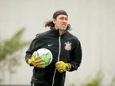 Cássio 'presta contas' à Fiel após protestos