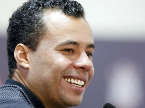 Com aval de Jair, Sport encaminha chegada de lateral-esquerdo