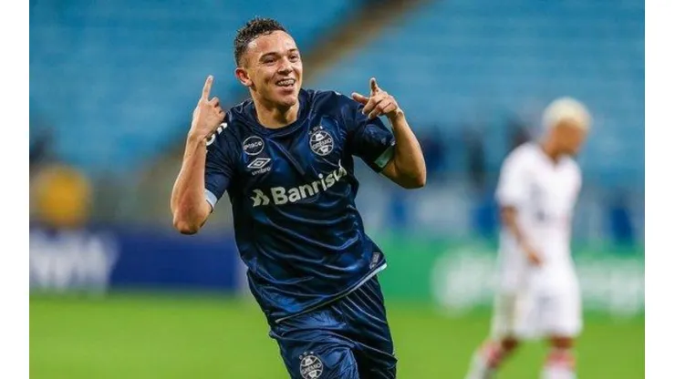 Renato acredita que Pepê esteja à disposição contra o Santos