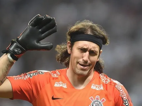 Cássio peita críticos e manda recado sobre substituto de Coelho