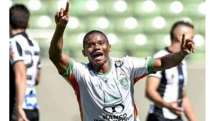 Carlos Cruz/América-MG