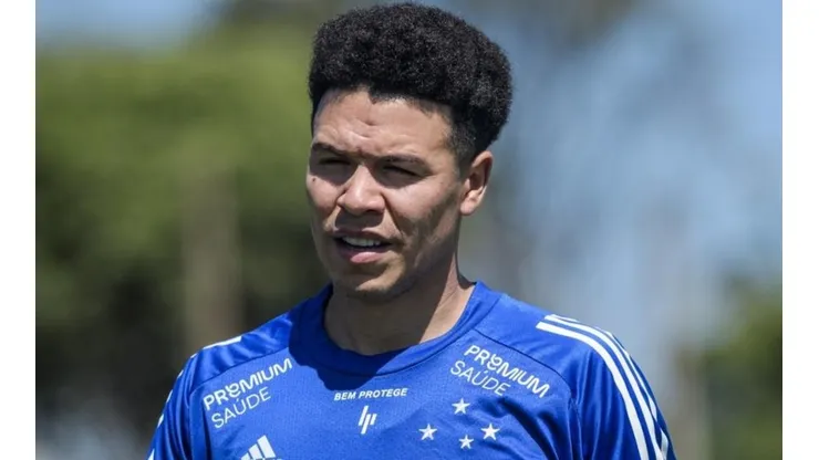 Marquinhos Gabriel sofre torção no tornozelo e Ney Franco acumula 8 desfalques no Cruzeiro