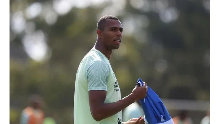 Bahia prepara oferta para contratar Luiz Otávio, da Chapecoense