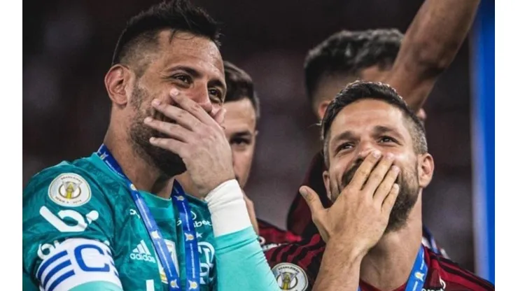 Diego não perdoa 'vacilo' do Botafogo nas redes sociais