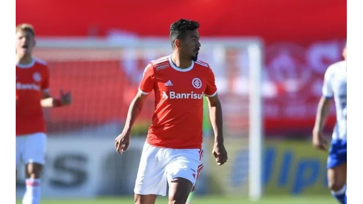 Coudet promove mudança de última hora e Lindoso deve ser titular do Inter