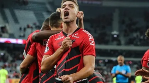 Conmebol apara arestas e define canal para transmissão de jogo do Athletico na Libertadores