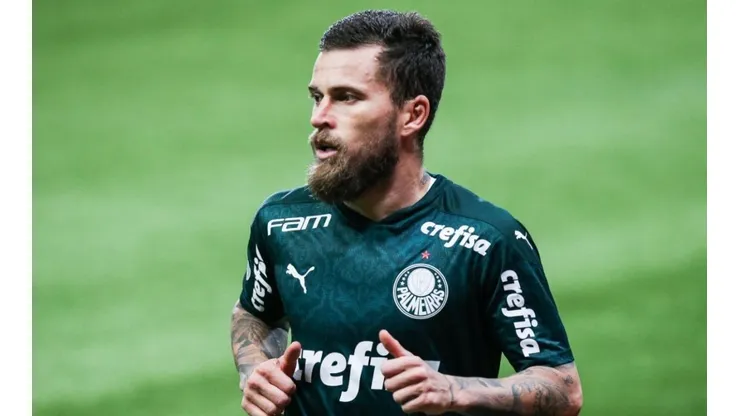 Luxa cutuca imprensa por Lucas Lima