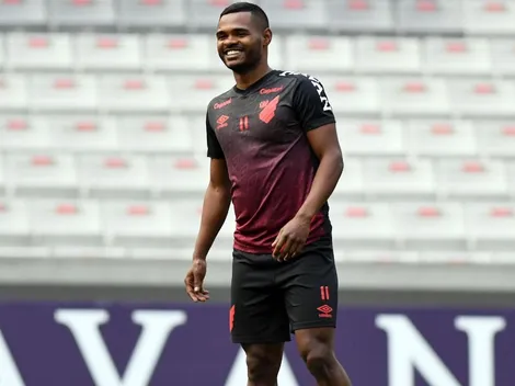 Thiago Heleno e Nikão voltam no Athletico, que tem volante barrado