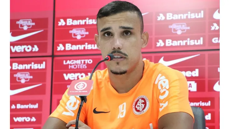 Negociação de Internacional e Cruzeiro por Pottker pode "melar"