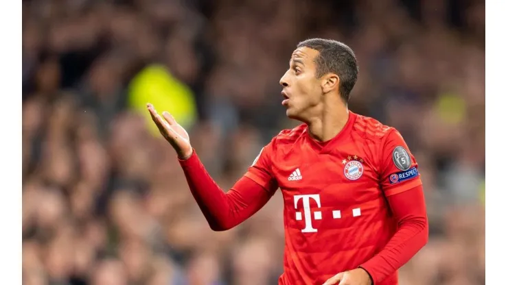 United prepara proposta para contratar Thiago Alcântara