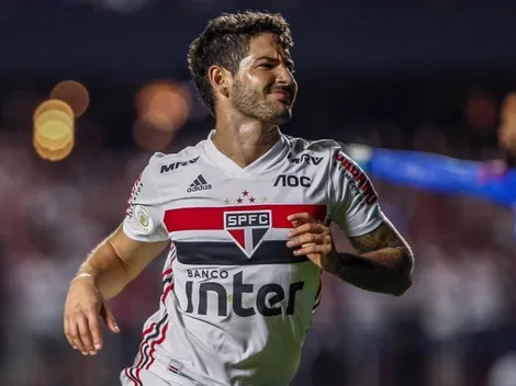 Sampaoli não se contenta com Sasha e decide ligar para Alexandre Pato