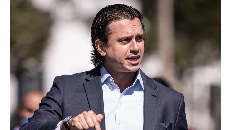Sérgio Rodrigues detona CRB por deixar Cruzeiro sem luz no vestiário