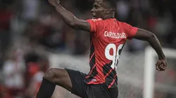 Carlos Eduardo aprova nova função no Athletico