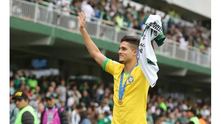 Empresário de Yan Couto cutuca Coritiba após derrota no Brasileirão