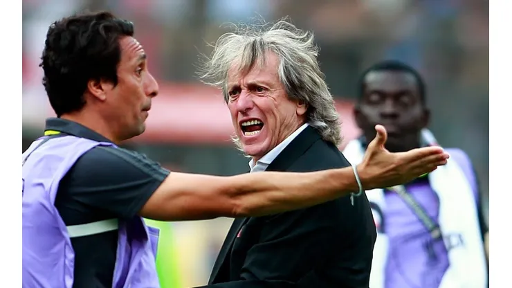 Jorge Jesus desmente Renato Portaluppi a Benja