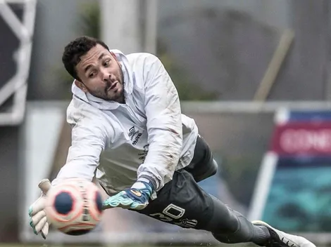 Vladimir busca titularidade no gol do Santos
