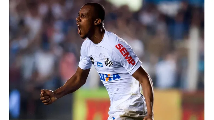 Copete espera receber novas chances no Santos