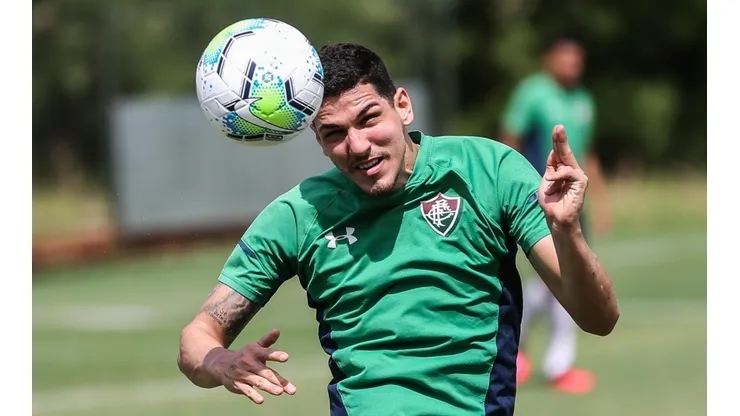 Nino melhora de lesão e pode voltar ao Flu em final do Carioca