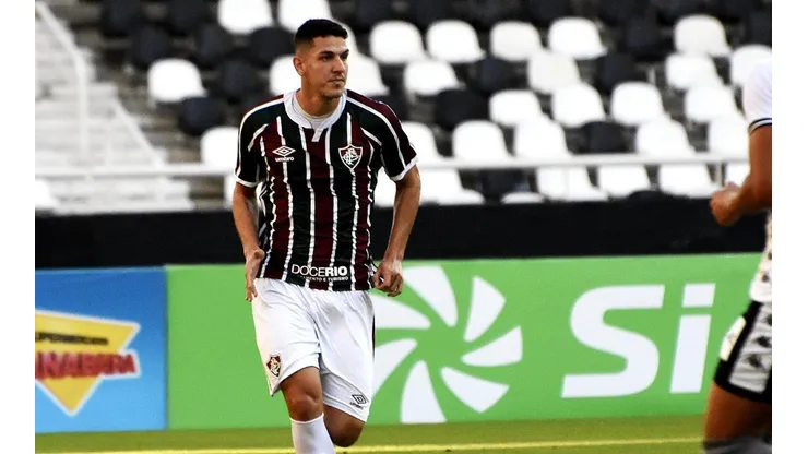 Nino passa com sobras e puxa mais 2 do Flu para final da Taça Rio