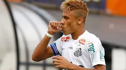 Ídolo do Santos envolve Neymar em polêmica