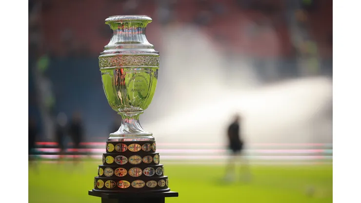 Taça da Copa América. (Foto de Hector Vivas/Getty Images)