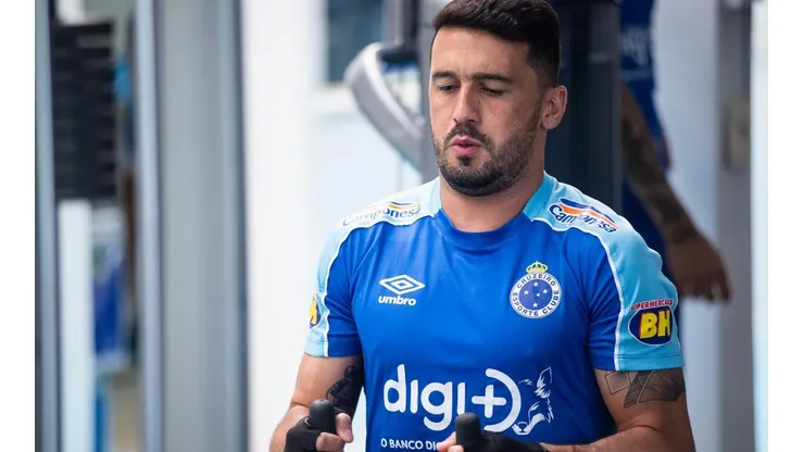 Edílson se pronuncia após se envolver em polêmica com o Avaí