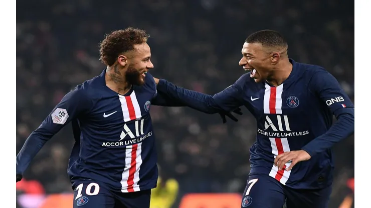 Leonardo se posiciona sobre permanências de Neymar e Mbappé