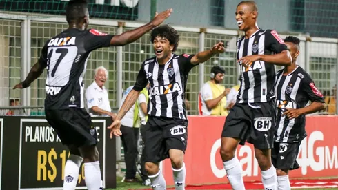 Meia dispensado por Sampaoli entra na mira do Botafogo