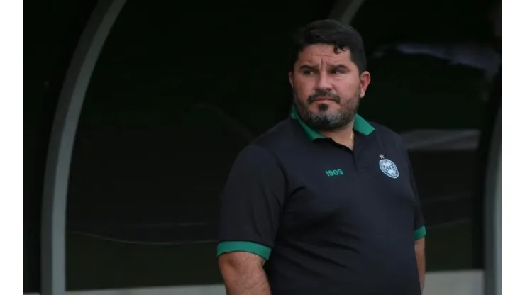 Barroca abre o jogo sobre a chegada de reforços no Coritiba