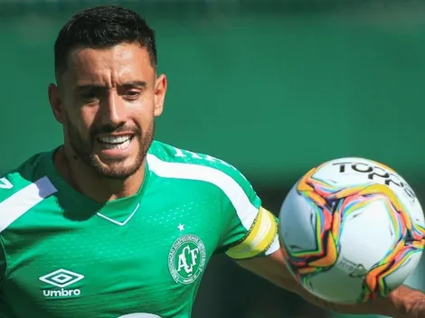 Com passagem pelo Inter, Alan Ruschel 'cava' vaga no Grêmio