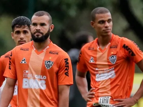 Atlético rescinde com meio-campista revelado no clube