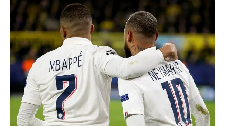Meio-campista do PSG abre o jogo sobre futuro de Neymar e Mbappé