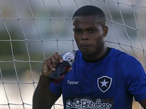Futuro de Vinícius Tanque é definido pelo Bota; Venê Casagrande traz bastidores
