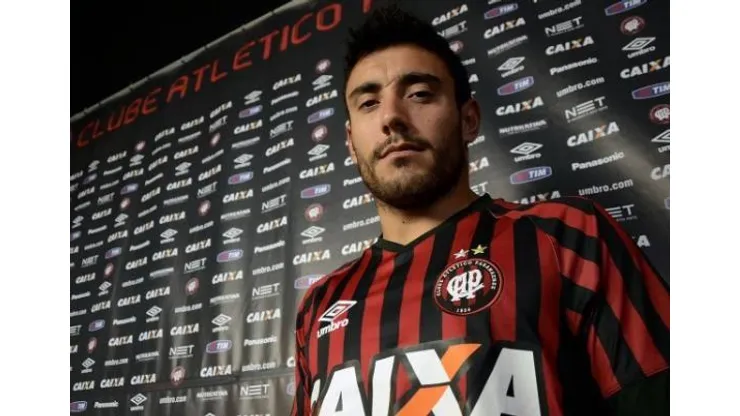 Alan Ruschel explica curta passagem pelo Athletico-PR em 2015